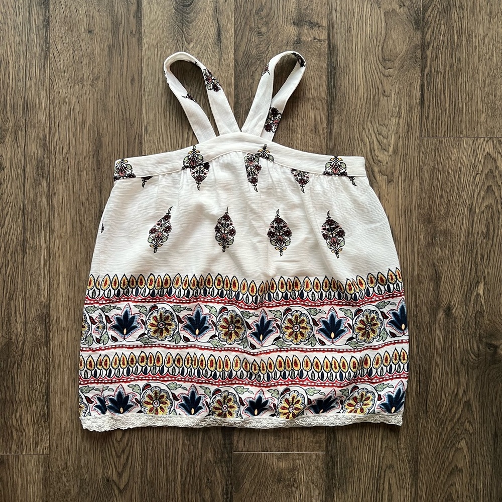 Doe & Rae White Flower Patterned Tank Top Size Small